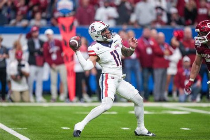 2024 Big 12 QB Rankings Led by Noah Fifita, Shedeur Sanders