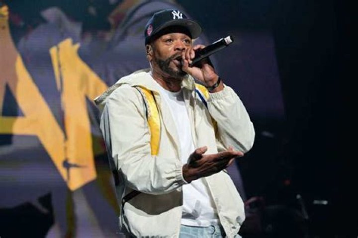 33 top 90s rappers: who ruled the hip-hop scene in the 90s?