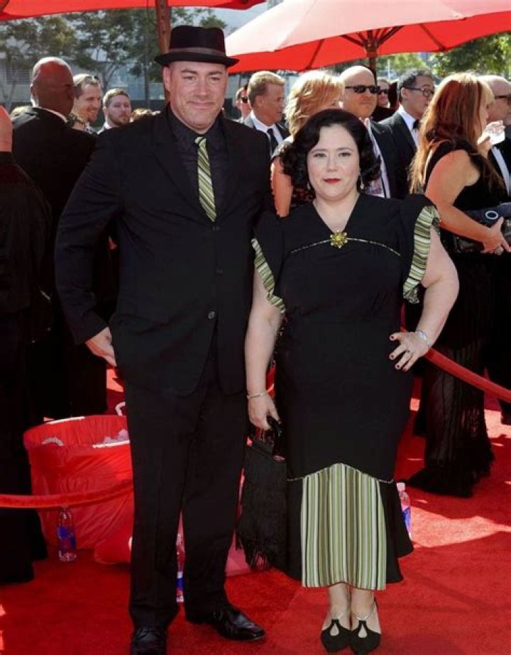 Alex Borstein MADtv, Bio, Wiki, Age, Husband, Movies, and Net Worth