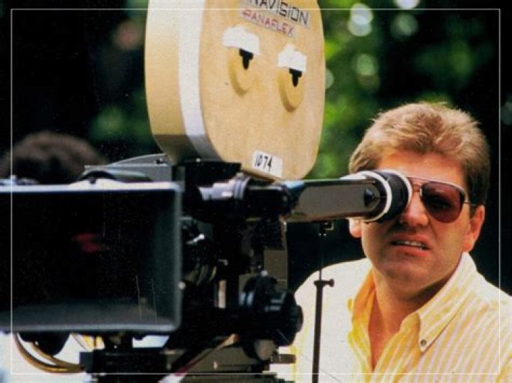 All you need to know about Robert Zemeckis: Renowned Film Director ·