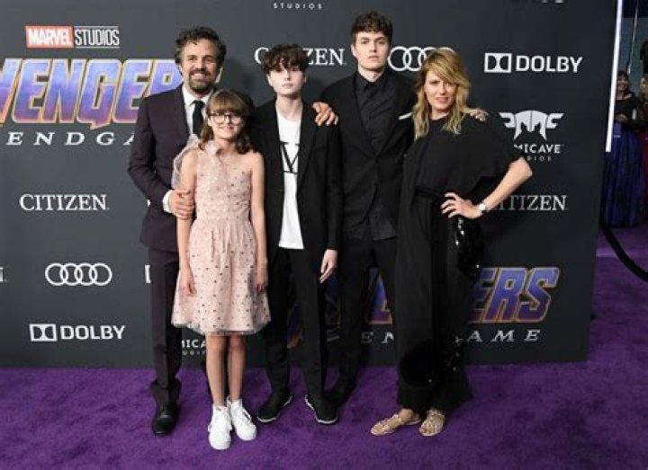 Bella Noche Ruffalo | Ecelebritymirror