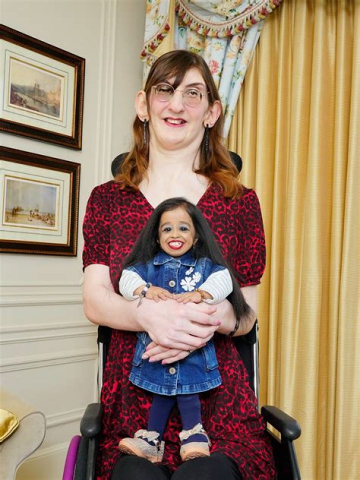 Brahim Takioullah: Meet the world's 2nd tallest living man