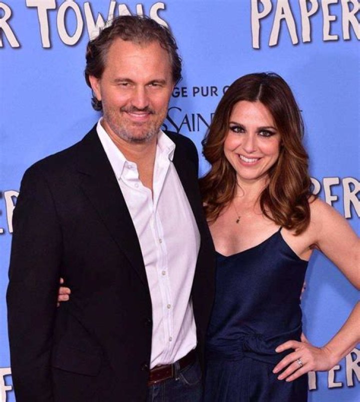 Cara Buono Bio, Wiki, Age, Husband, Stranger Things, Sopranos, Hulk, and Net Worth