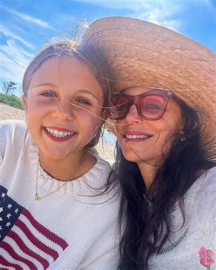 Does Bryn See Her Dad?