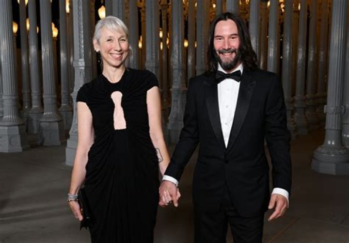 Does Keanu Reeves has got any children? In The Past had a Daughter