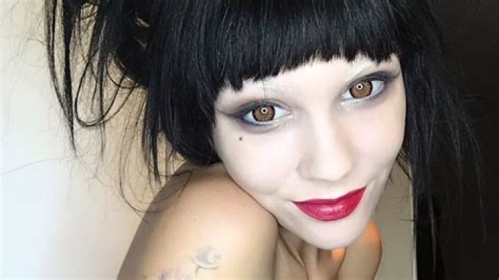 ‘Face Off’ Fame Celebrity Makeup artist Laney Chantal is Dead at 33!