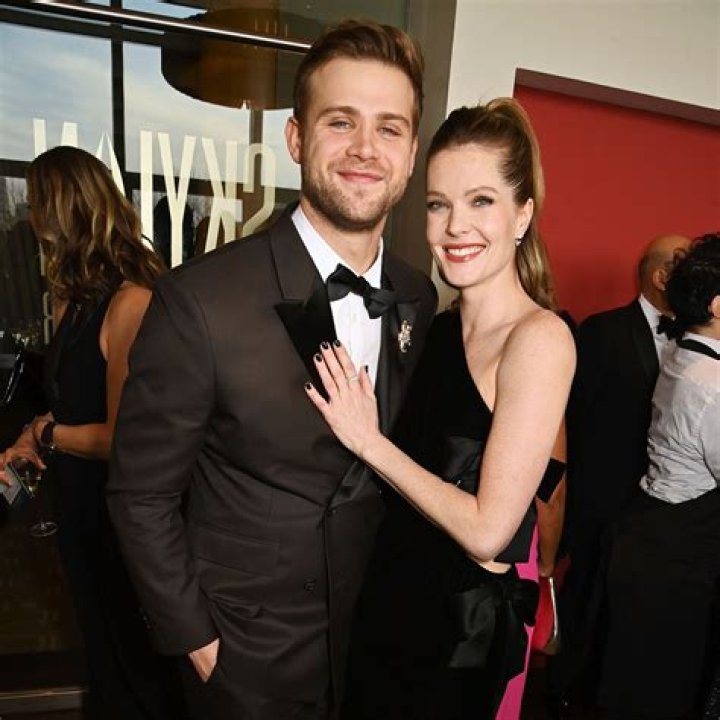 Has Meghann Fahy found a new partner? Rumored to be dating one of her hot “White Lotus” co-stars