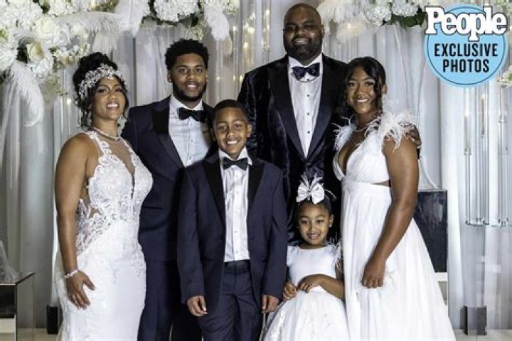 Is He Married? Wife And Family