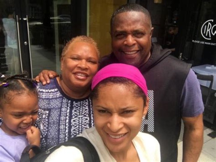 Is Jericka Duncan lesbian or married to a husband? Her daughter, wiki/bio, age.