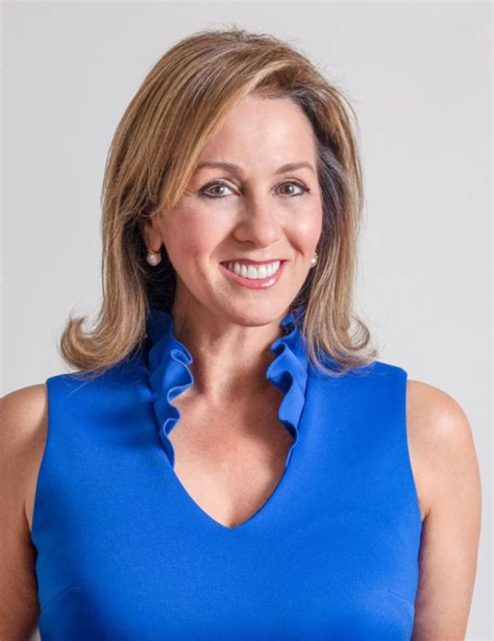 Janet Shamlian CBS News, Bio, Wiki, Age, Husband, Children, Salary, and Net Worth