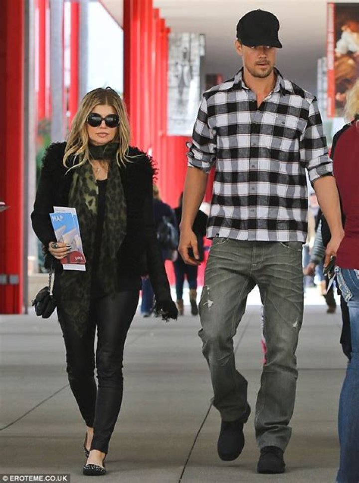 Josh Duhamel Height