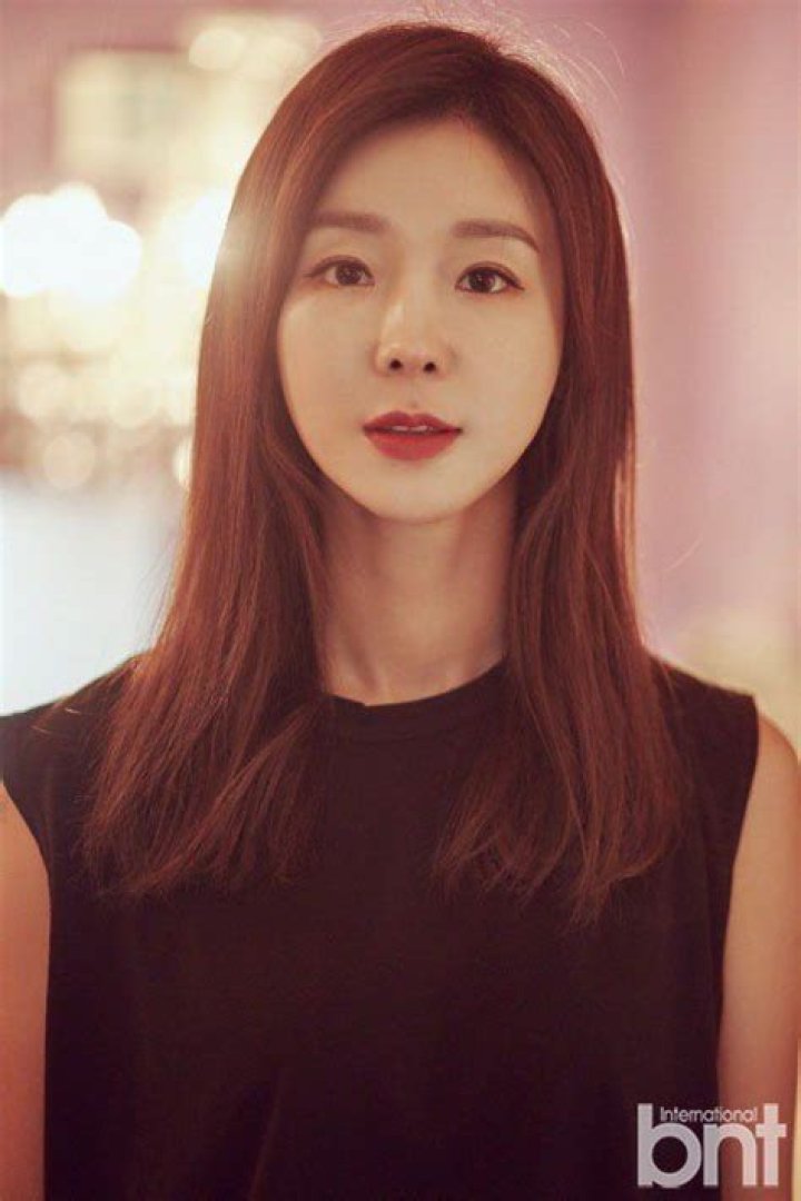 Lee Ji Hye – Biography, Facts & Life Story