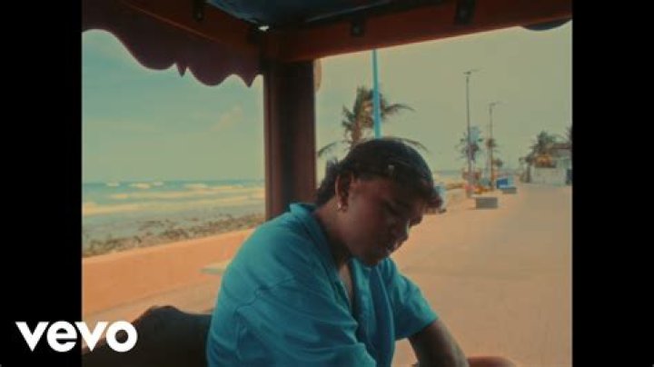 Lyrics & Translations of No Auto by Teejay3K
