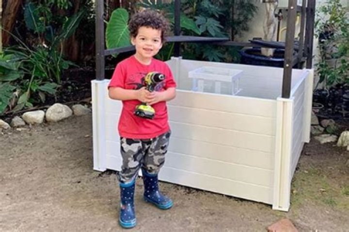 
Meet Axton Joseph – Photos Of Mia Tyler’s Son And Steven Tyler’s Grandson
