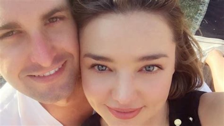 Miranda Kerr gaining hate due to Snapchat CEO Evan Spiegel!! The Duo are Engaged…Know more about their Relationship and Her Past History!!!