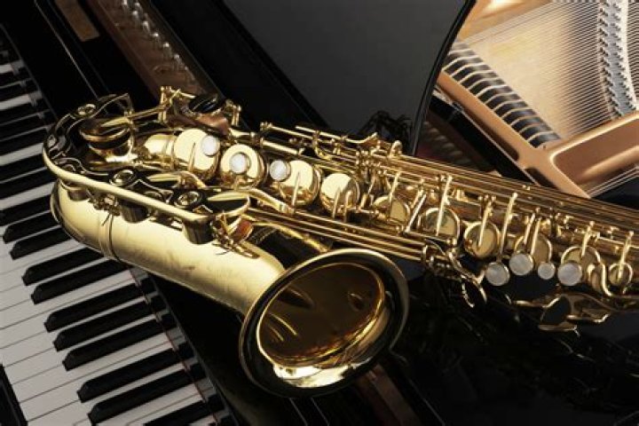 Musica Jazz Piano Y Saxofon