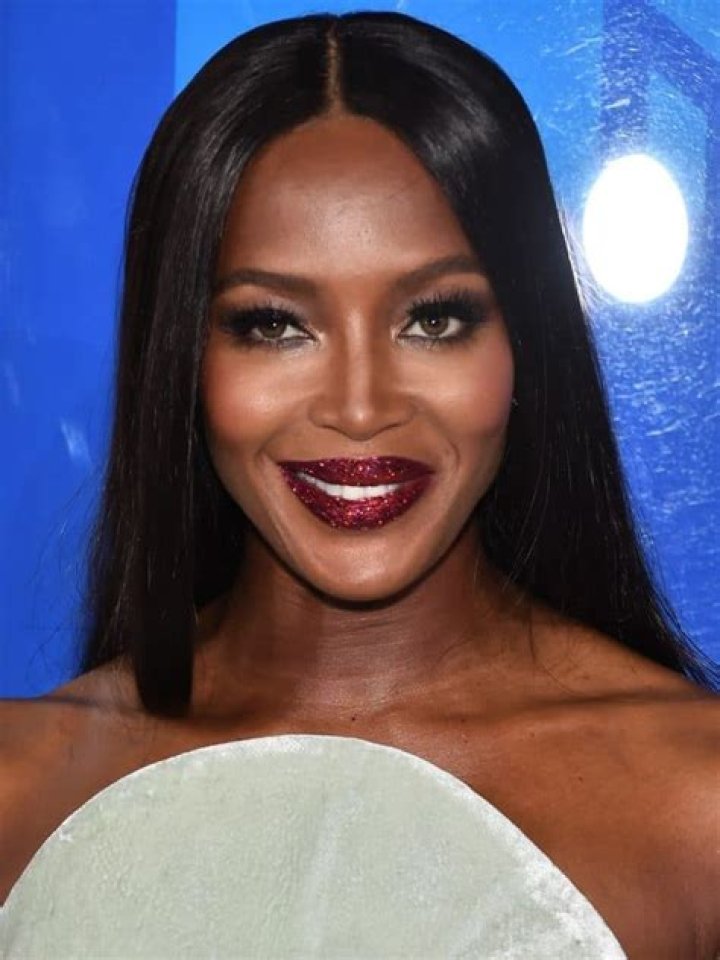 Naomi Campbell – Biography, Facts & Life Story