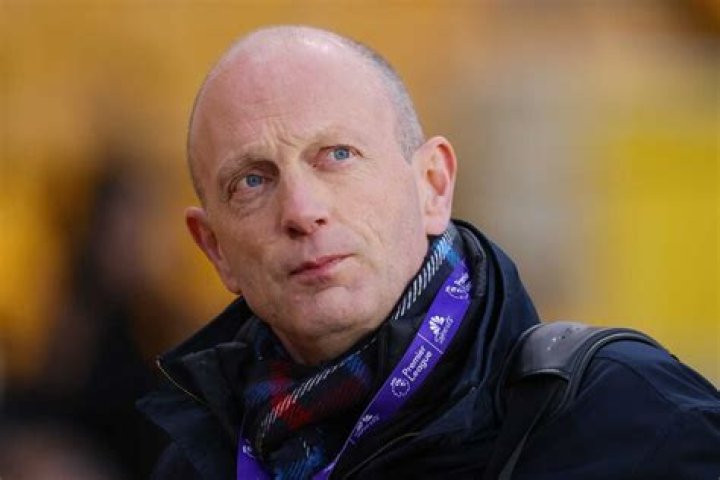 Peter Drury NBC, Salary, Net Worth, Age, Wife, and Favourite Club