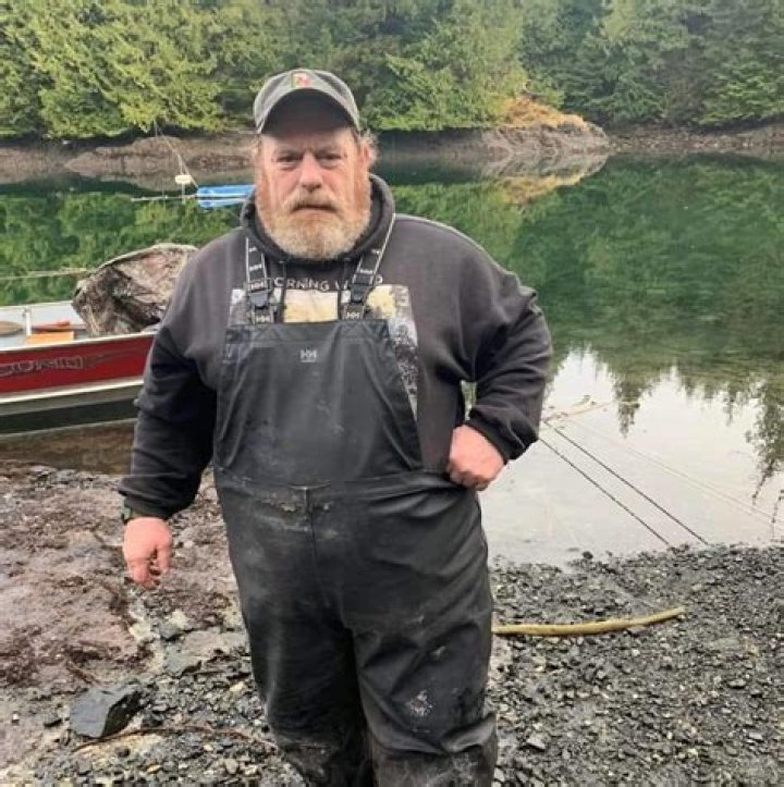 Sam Carlson Port Protection Singer Son Kelly Carlson Makes An Appearance On The Show