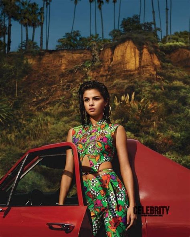 Selena Gomez Wiki, Biographie, Age, Taille, Mariage, Contact & Informations