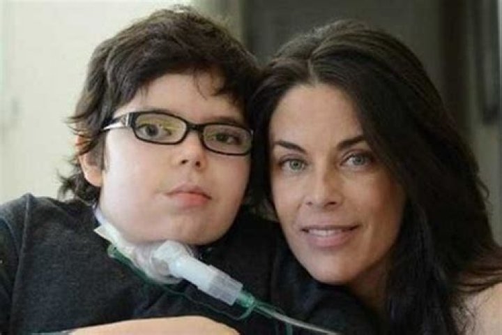 Slade Smiley ex wife and son