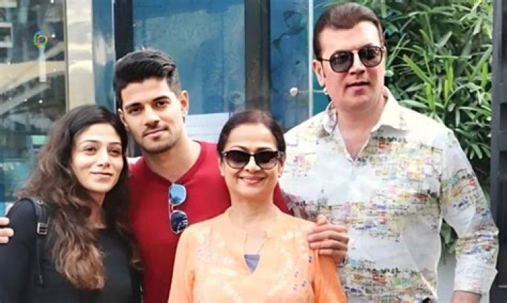 Sooraj Pancholi Parents Zarina Wahab And Aditya Pancholi