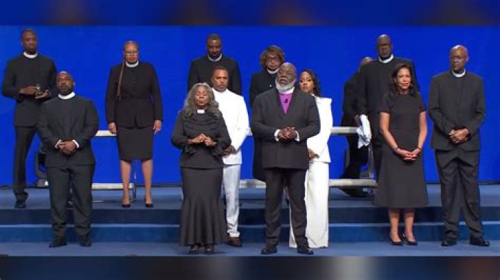 This Just In: TD Jakes' Church Resignation Rocks The Religious World