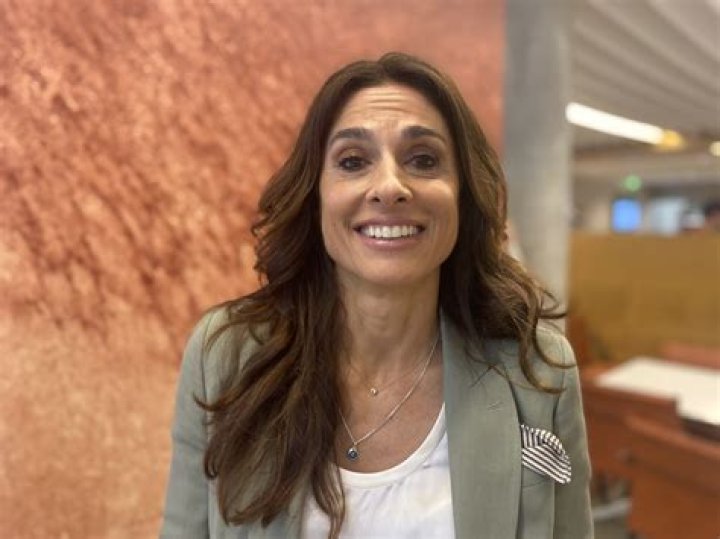 Uncover The Secrets Of Gabriela Sabatini's Partnership Success