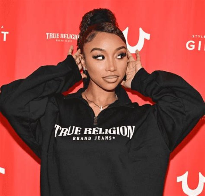 What Happened To Zonnique Pullins Eyes? Health Issue ·