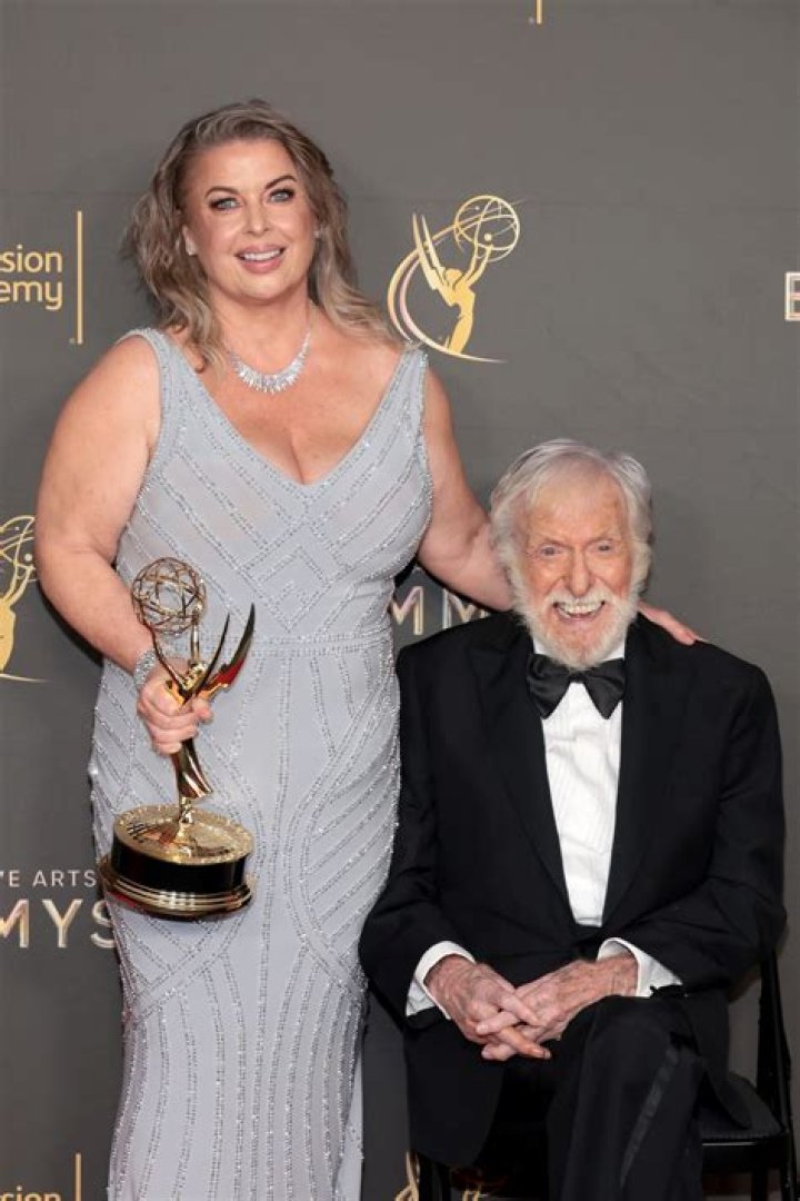 Who Is Lyndon Dykes Wife Victoria Thomson?