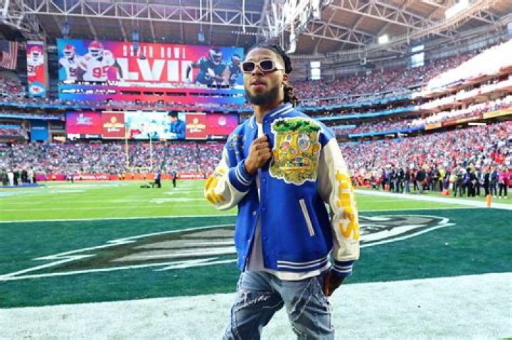Why Damar Hamlins Controversial Super Bowl Jacket Was Criticized By Adrian Peterson ·