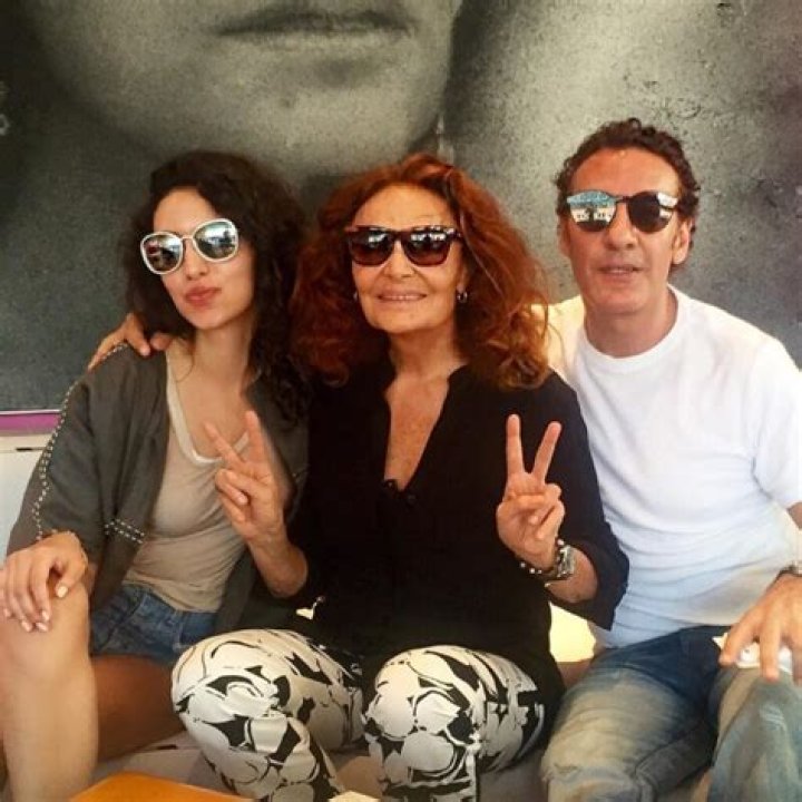 Zeyn Shaw Parents; Meet His Mother Shiba Shaw And Partner On Instagram